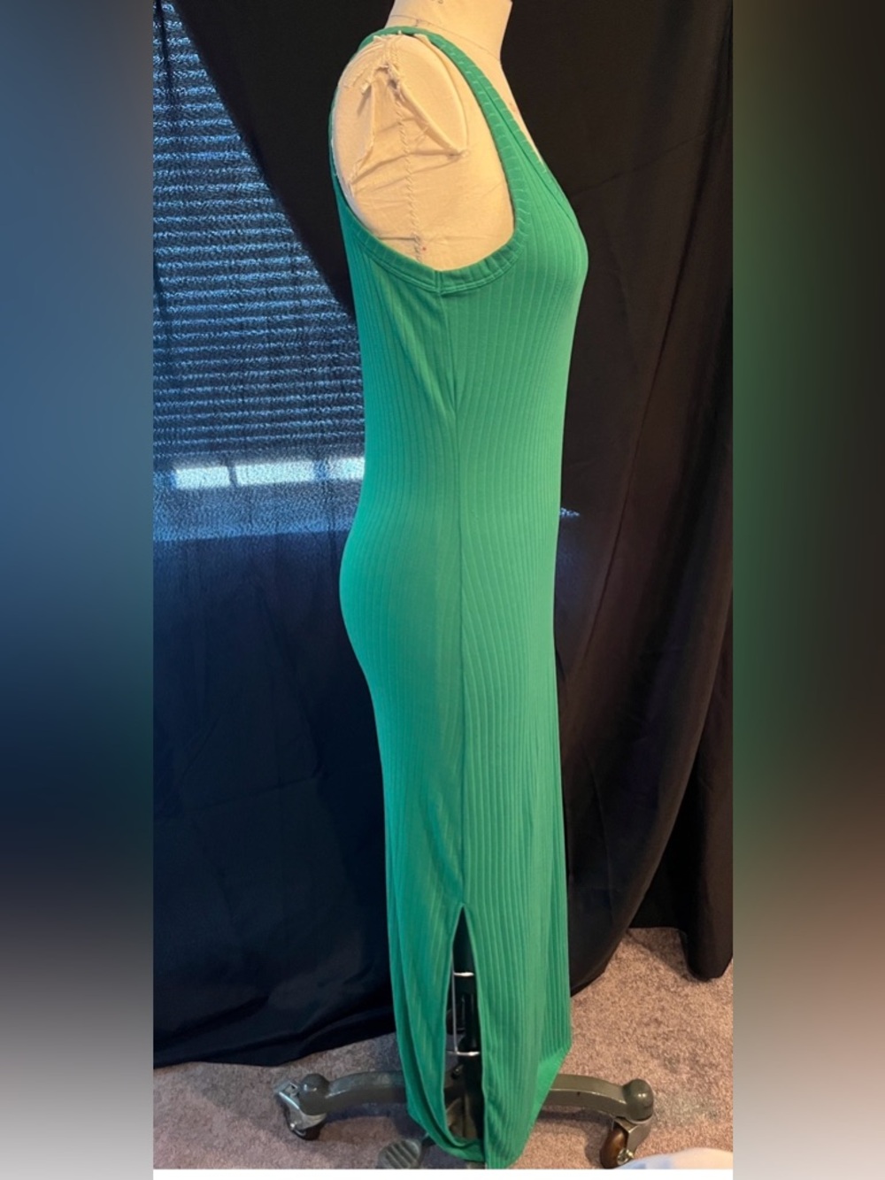 Sleeveless Ribbed Maxi Dress in Emerald Green - Picture 3 of 4